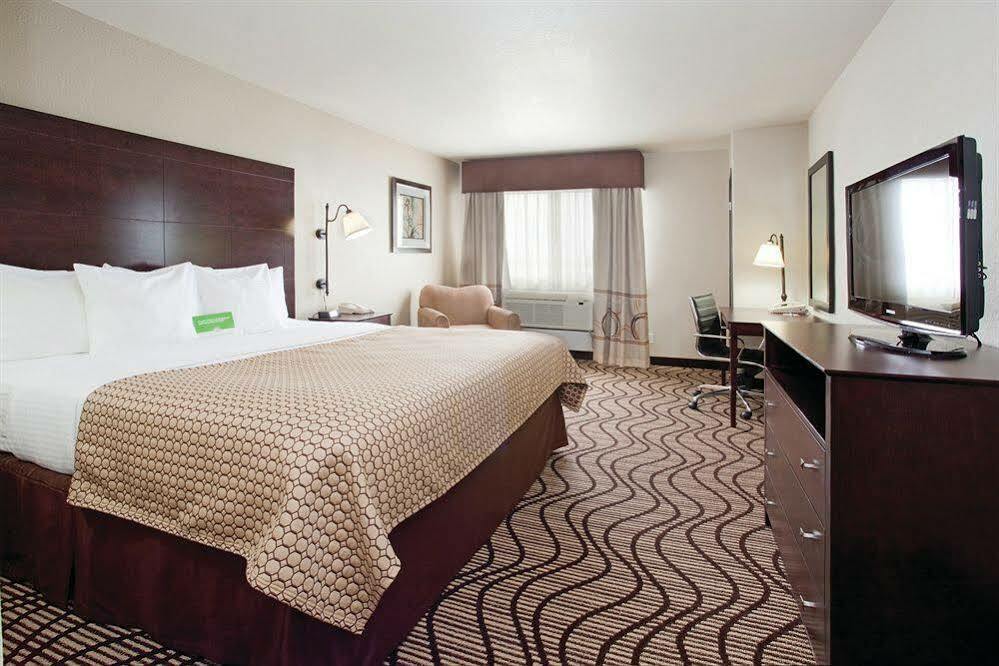 La Quinta By Wyndham Henderson-Northeast Denver Eksteriør billede